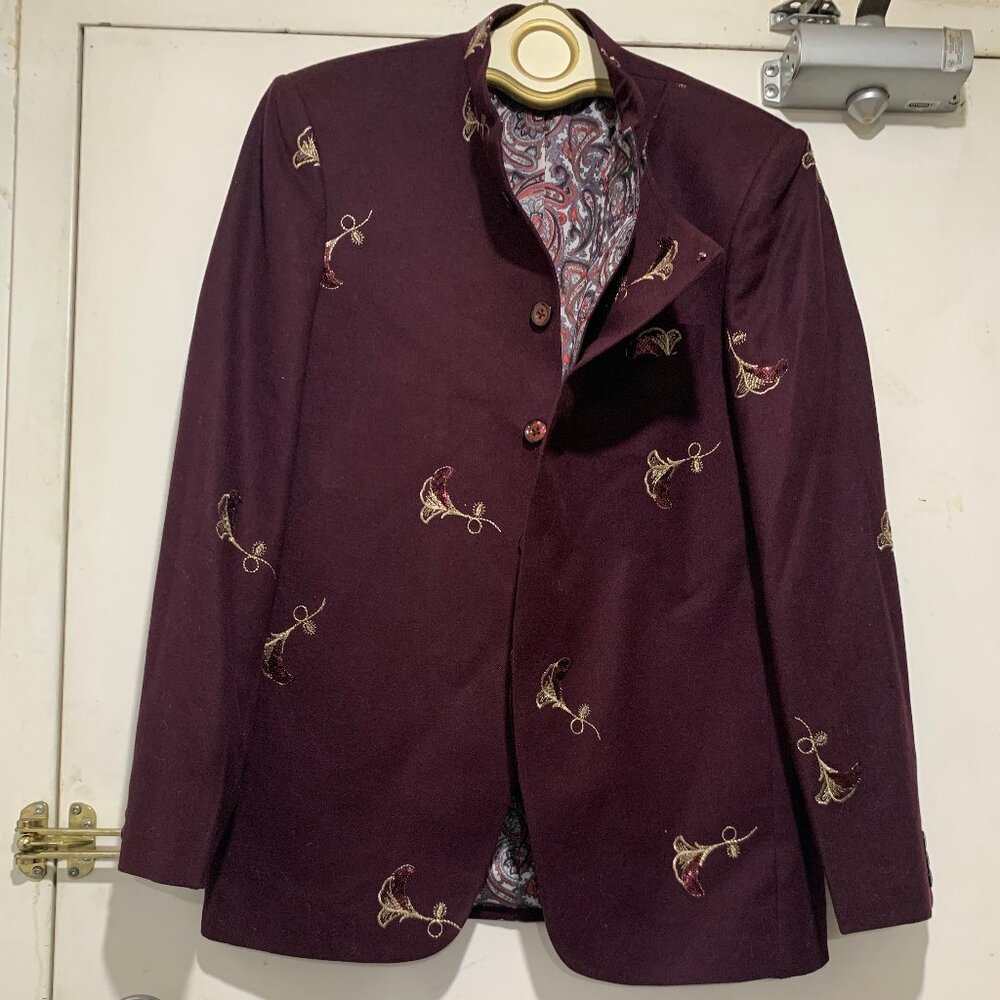 VINTAGE NEW LIGHT EMBROIDERY EMBELLISHED WOOL JACKETS SIZE S